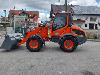 Chargeuse sur pneus LIEBHERR