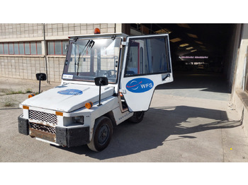 Tracteur à bagages TOYOTA