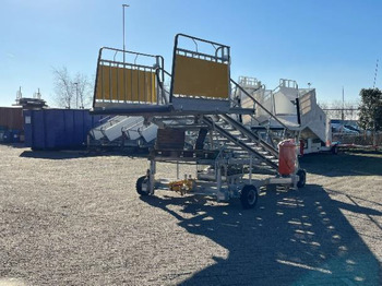 Escalier d'embarquement Maintenance Stairs SPS OT-14: photos 3