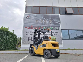 Caterpillar GP30NTD en crédit-bail Caterpillar GP30NTD: photos 4