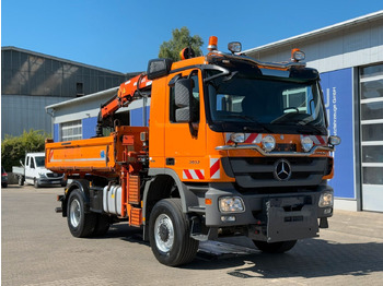 Camion grue MERCEDES-BENZ Actros 2044