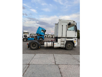 Tracteur routier RENAULT Magnum 440