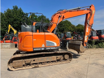 Pelle sur chenille DOOSAN DX140LCR-5