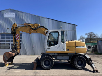 LIEBHERR A 314 All hydr. lines SW 33- 30 Km/h en crédit-bail LIEBHERR A 314 All hydr. lines SW 33- 30 Km/h: photos 4