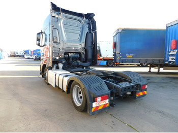 Tracteur routier Ford F max ll 4x2 scab e6 eco 16spdamt ecotorq: photos 4