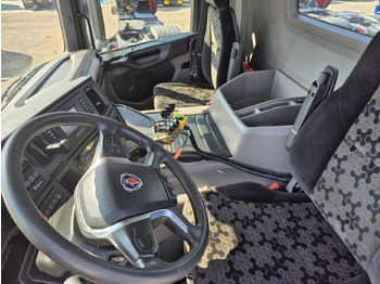 Tracteur routier Scania P 340: photos 5