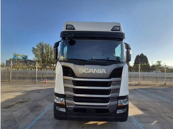 Tracteur routier SCANIA R 450