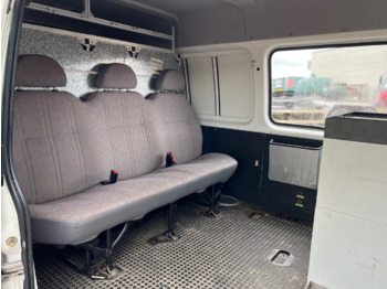 Utilitaire double cabine Ford Transit 2.0 4x2 Transit 2.0 4x2, Benziner!: photos 5