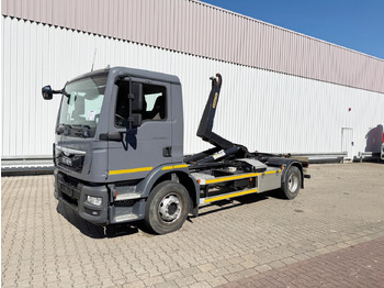 Camion ampliroll MAN TGM 15.250