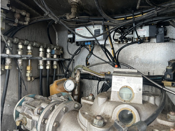 MAN TGS 26.400 6x2-4 BL TGS 26.400 6x2-4 BL, Lenk-/Liftachse, ADR, C.H. Bunge Tank ca. 20.600l, 4 Kammern en crédit-bail MAN TGS 26.400 6x2-4 BL TGS 26.400 6x2-4 BL, Lenk-/Liftachse, ADR, C.H. Bunge Tank ca. 20.600l, 4 Kammern: photos 4