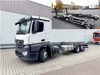 Camion ampliroll MERCEDES-BENZ Actros 2548