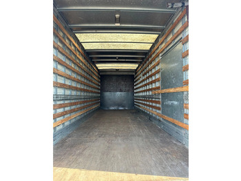 Camion fourgon MAN TGL 12.210 MANUAL + 2000 KG LIFT + 2.60 M HIGH BIG BOX + AIRCO + SPRING / SPRING + 3 SEATS: photos 4