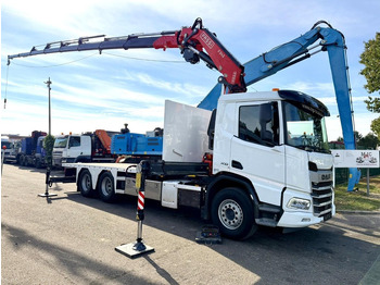 Camion grue DAF XD 450