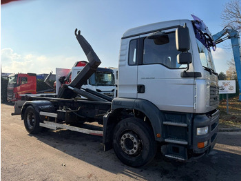 Camion ampliroll MAN TGA 18.350