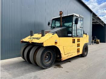 Compacteur à pneus BOMAG