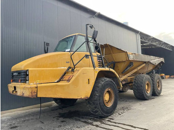 Tombereau articulé CATERPILLAR