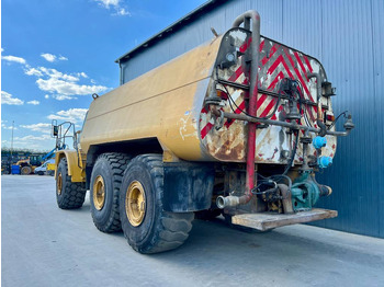 Tombereau articulé Cat 740 Water truck: photos 3