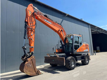 Pelle sur pneus DOOSAN DX170W-5