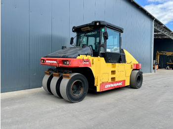 Compacteur à pneus DYNAPAC