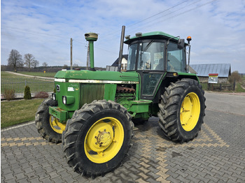 Tracteur agricole JOHN DEERE 40 Series
