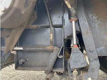 Presse à balles cubiques Case IH 540: photos 2 Presse à balles cubiques Case IH 540: photos 2