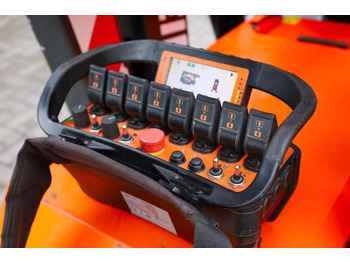 Grue sur chenilles Jekko SPX532CL2 Electric, Remote Controlled, 17.3m Lifti: photos 4