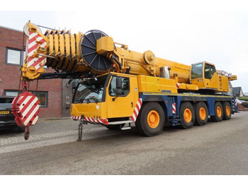 Grue tout-terrain LIEBHERR
