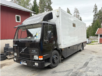 Camion VOLVO FL10