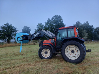 Tracteur agricole VALTRA 6850
