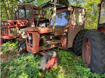 Tracteur agricole VOLVO
