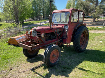Tracteur agricole VOLVO