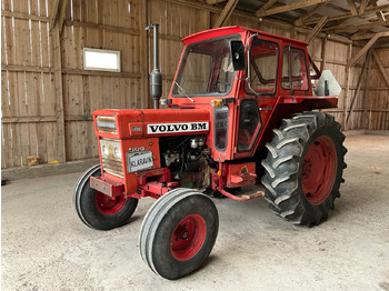 Tracteur agricole VOLVO