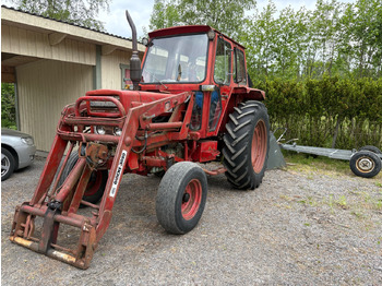 Tracteur agricole VOLVO
