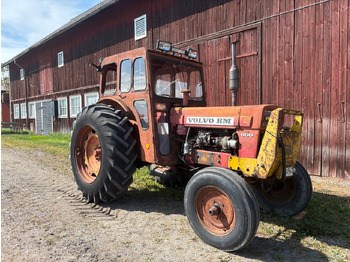 Tracteur agricole VOLVO