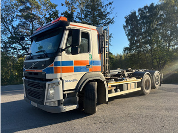 Camion ampliroll VOLVO FM