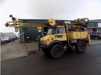 Foreuse UNIMOG