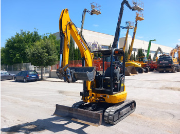 Mini pelle JCB 8030