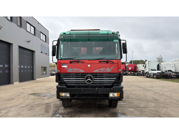 Camion benne Mercedes-Benz Actros 4143 (GRAND PONT / BOITE MANUELLE / LAMES / 8X4 / STEEL SUSP.): photos 2