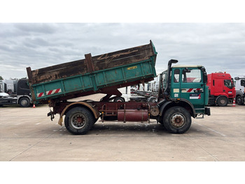 Camion benne Renault G 300 Manager (LAMES / STEEL SUSP. / GRAND PONT / POMPE MANUELLE): photos 4