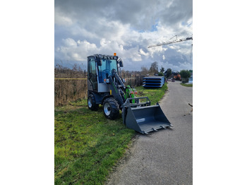 Chargeuse sur pneus WCM L2310 E-Power: photos 5