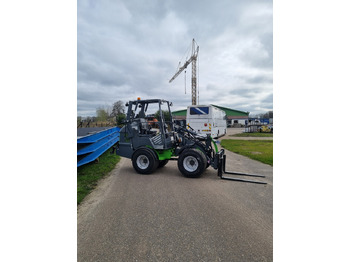 Chargeuse sur pneus WCM