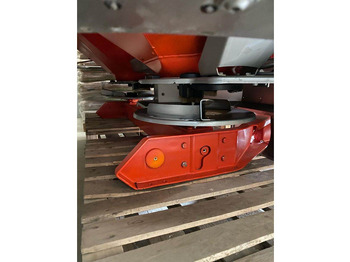 Distributeur d'engrais Kuhn Axis 40.1 W: photos 2