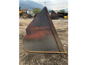 Godet pour chargeur 2450 mm: photos 2