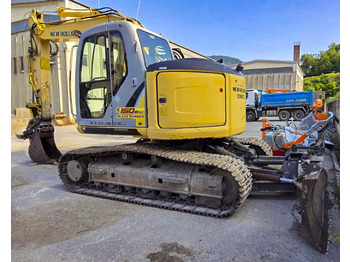 Pelle sur chenille NEW HOLLAND