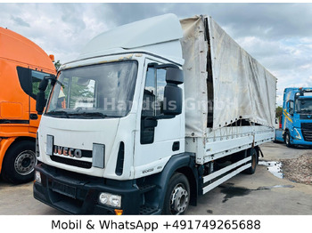 Camion à rideaux coulissants IVECO