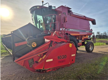 Moissonneuse-batteuse CASE IH Axial-Flow 2388