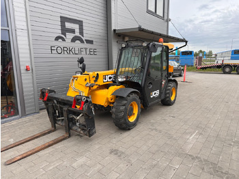 Chariot télescopique JCB