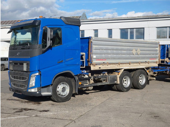 Camion benne VOLVO FH13 500