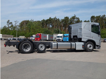 Châssis cabine Volvo FM13 460 6x2  Neue RTO , Kassbohrer, Rolfo, Rimo: photos 5