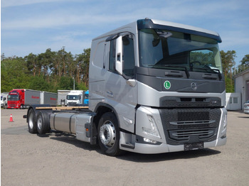 Châssis cabine Volvo FM13 460 6x2  Neue RTO , Kassbohrer, Rolfo, Rimo: photos 3